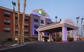 Holiday Inn Express Hotel & Suites Yuma By Ihg